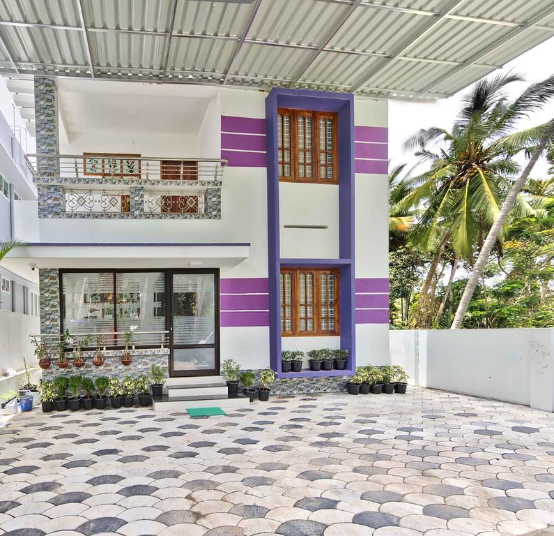 Rams Guest House Near Lulu Mall Thiruvananthapuram ภายนอก รูปภาพ