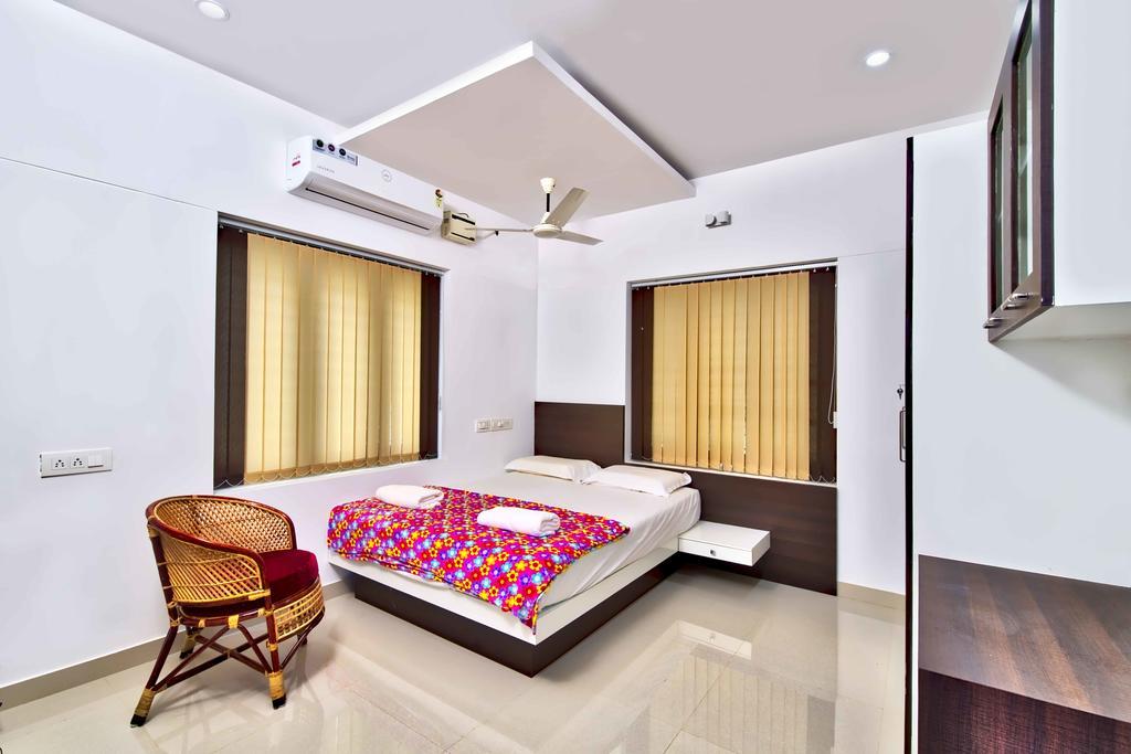 Rams Guest House Near Lulu Mall Thiruvananthapuram ภายนอก รูปภาพ